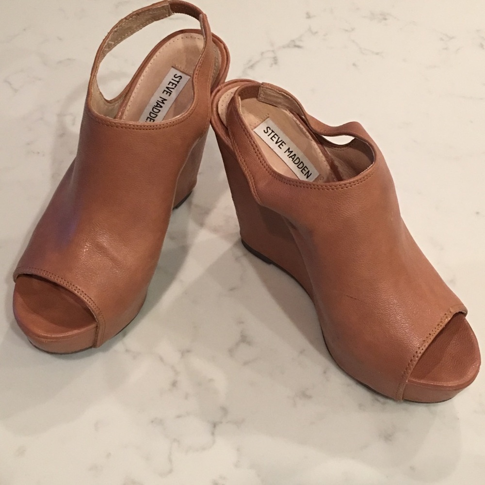 Steve Madden peep toe heels